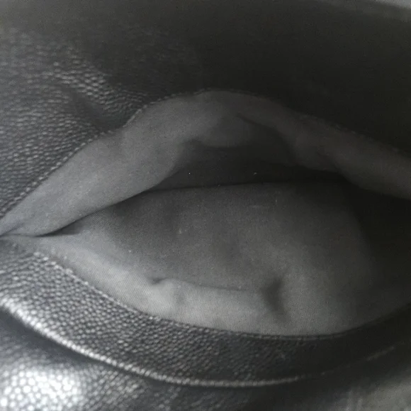 Chanel Vintage Caviar Petite Timeless Shopper Tote – Black - Picture 9 of 17